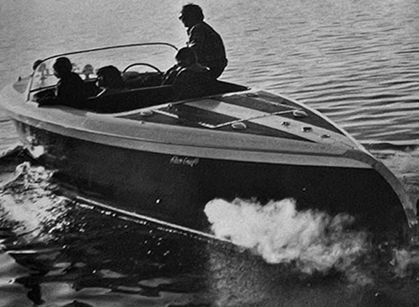 Dream Boats - Custom Wooden Runabout Builder