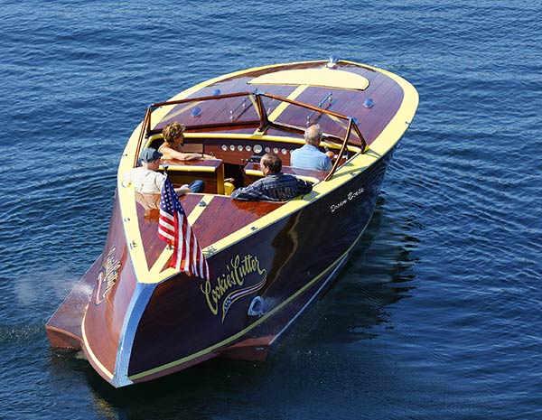 Dream Boat - Custom Wooden Roundabout Boat Builders